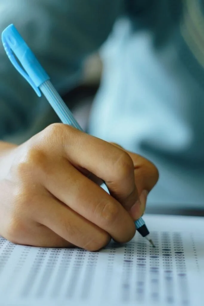 IBPS Clerk Exam Eligibility Criteria | KingMakers School of Banking
